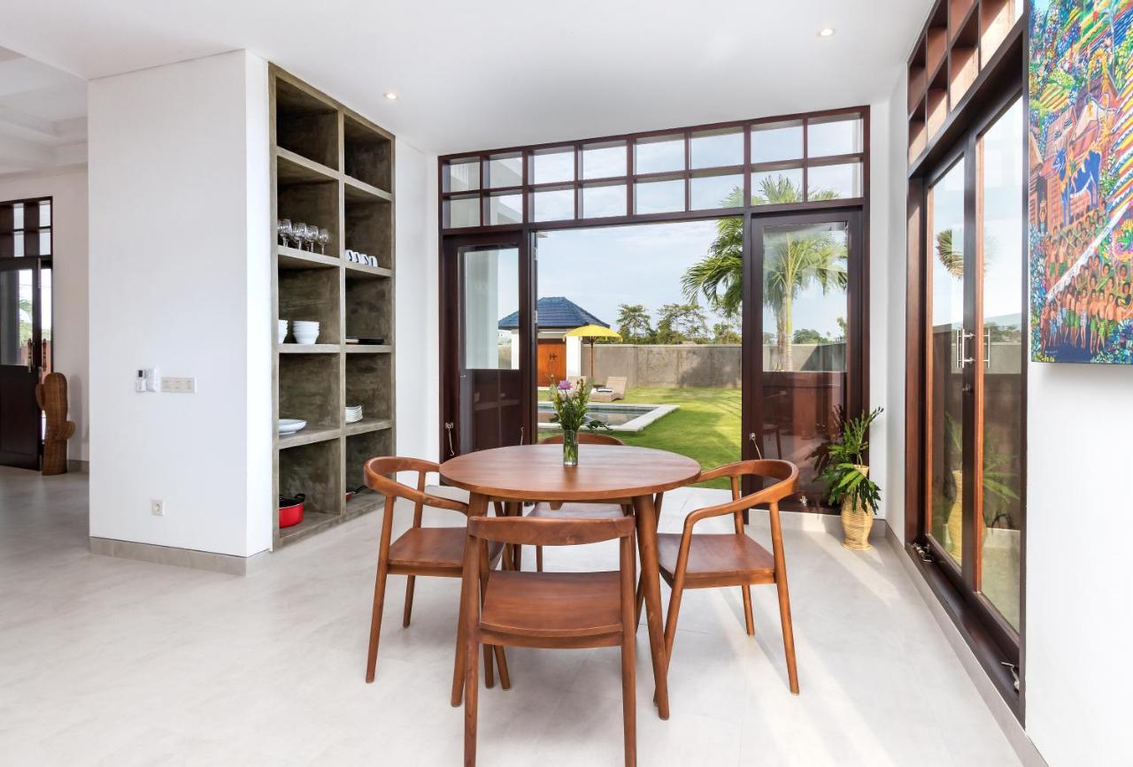 Villa Besakih 5Br, 5 Mins To Beach - Canggu 外观 照片