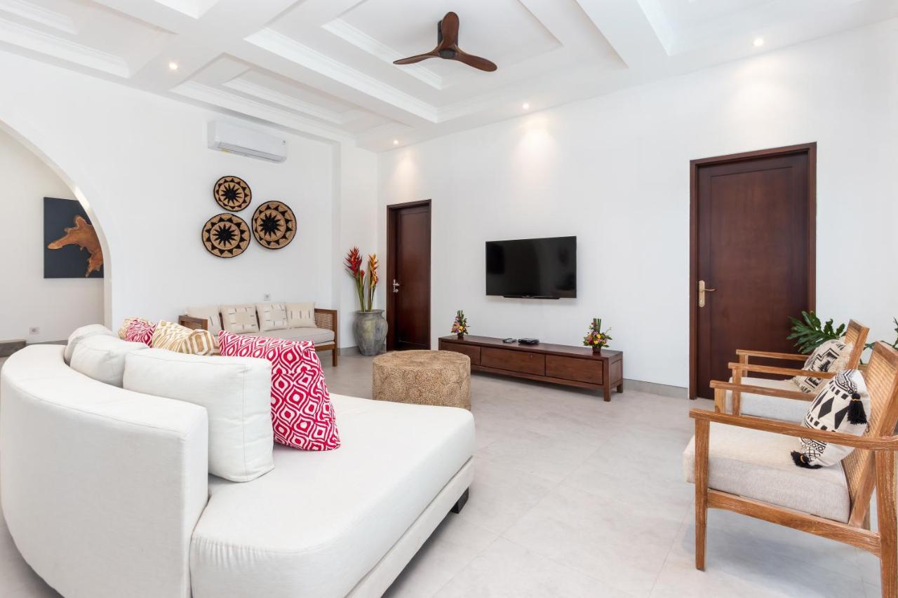 Villa Besakih 5Br, 5 Mins To Beach - Canggu 外观 照片